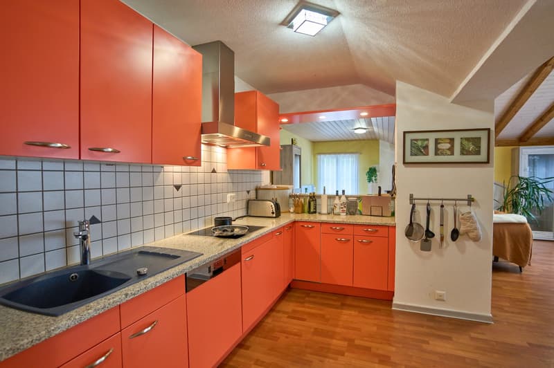 Magnifique appartement en attique de 5.5 pièces à La Heutte (8)