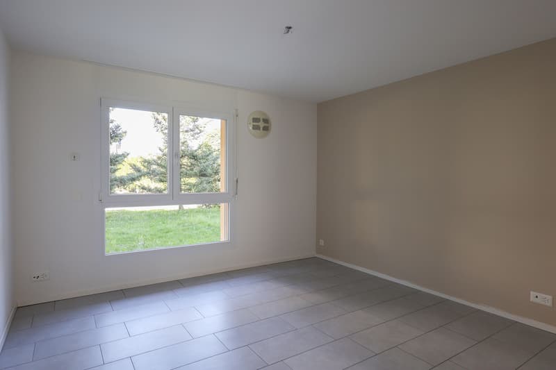 2. Zimmer links
