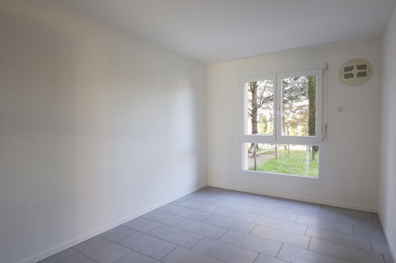 1. Zimmer links