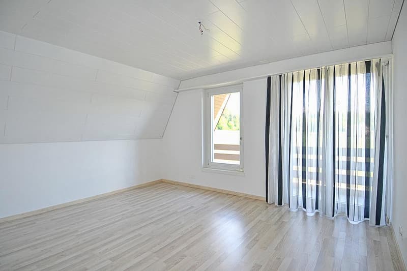Zimmer 4 OG