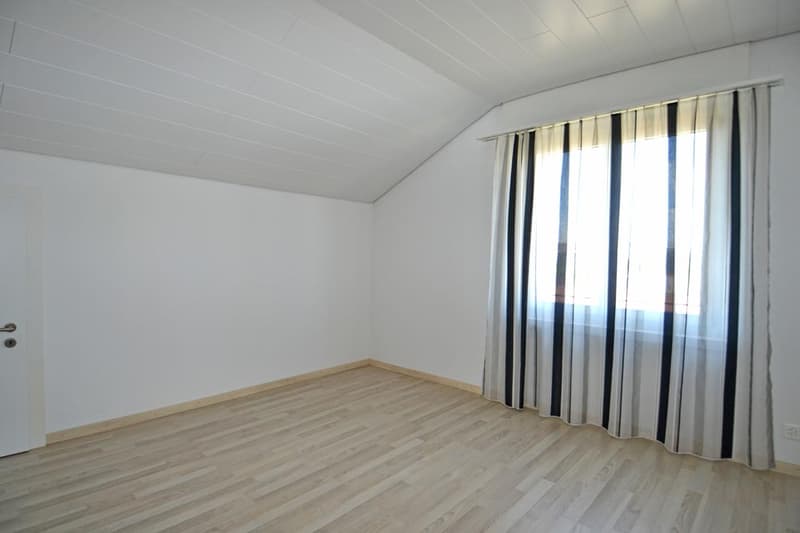 Zimmer 2 OG