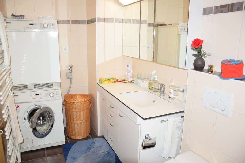 Badezimmer mit Waschturm