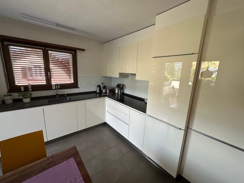 Spacious 4.5-room apartment with large gallery (80m2) and panoramic view in Zurzach (7)