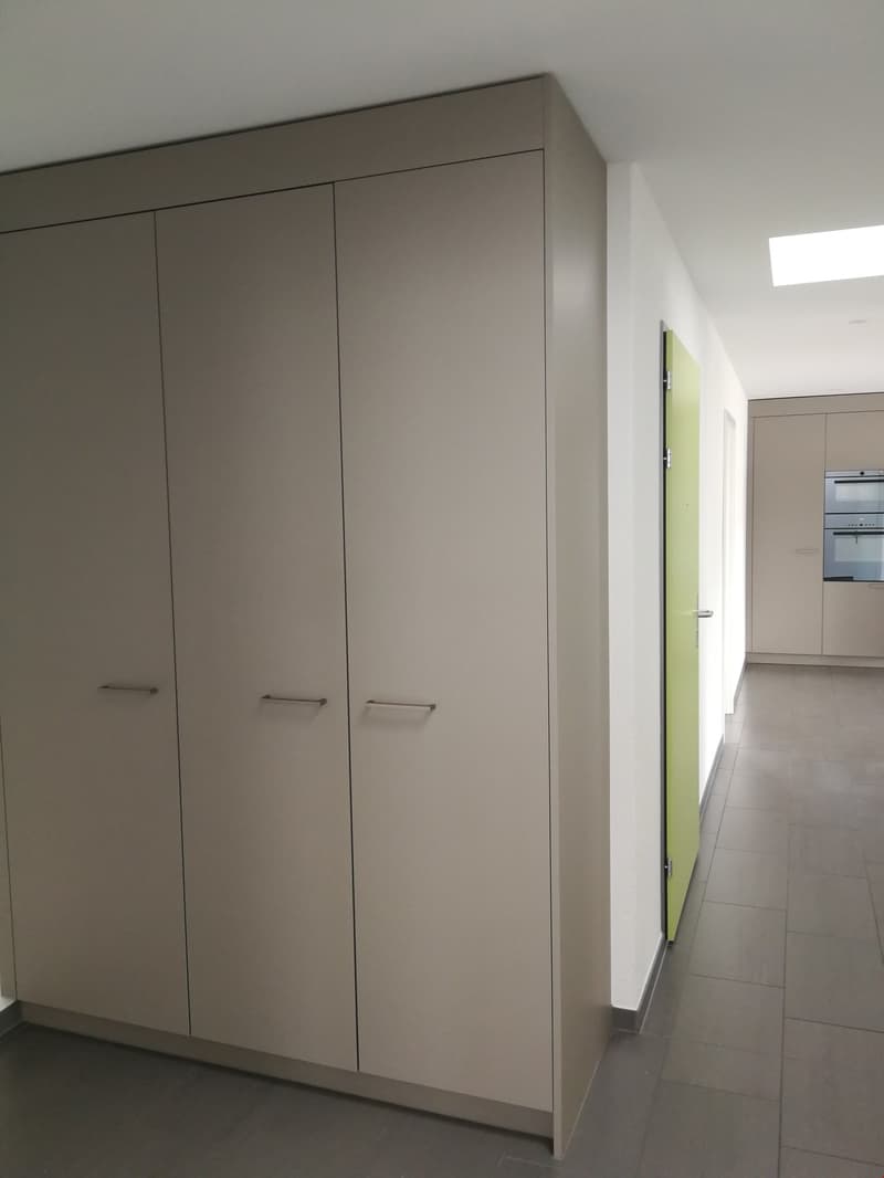 Nachmieter gesucht: Helle 5.5-Zimmer-Wohnung mit Balkon und Weitsicht in Lupfig (12)