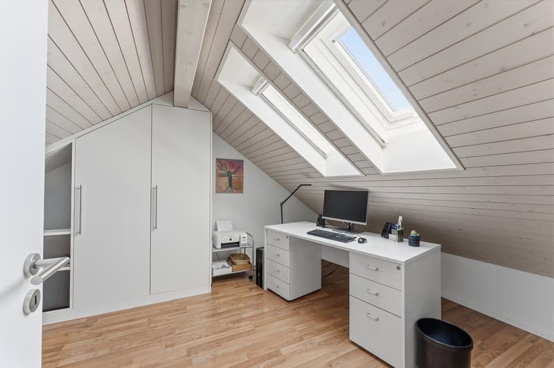 Appartement-maisonnette lumineux 4.5 pièces avec balcon spacieux (11)