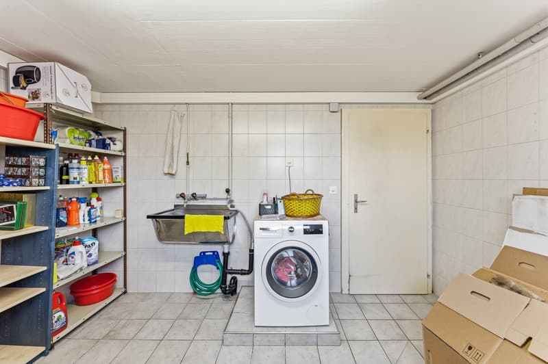 Terreno edificabile con casa unifamiliare esistente (18)