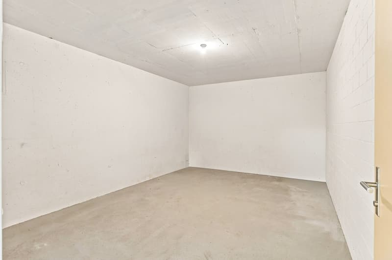 Helle 5.5-Zimmer-Wohnung mit grossem Balkon in Muri AG (18)