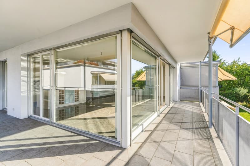 Helle 5.5-Zimmer-Wohnung mit grossem Balkon in Muri AG (5)
