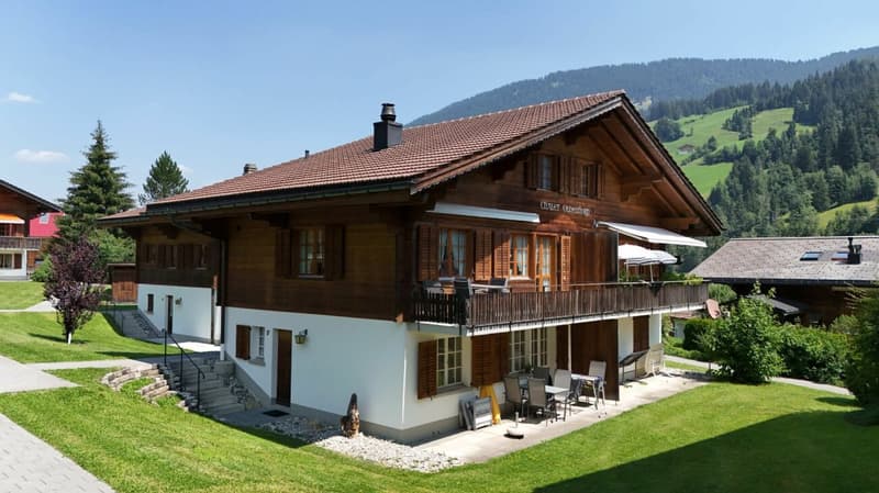 Charmante 3.5-Zimmer-Maisonette im Chalet Oldenhorn (1)