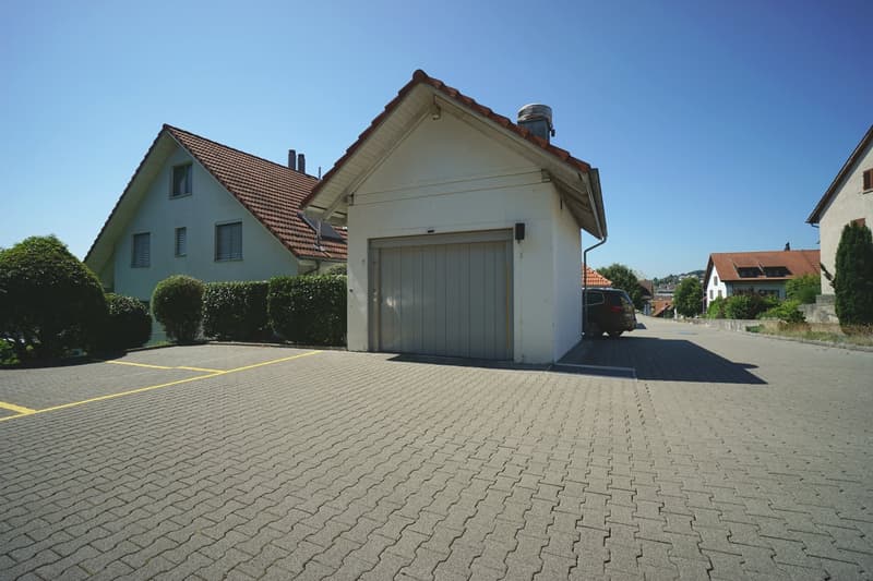 Well-maintained 4.5-room maisonette apartment in an attractive and tax-friendly municipality (18)