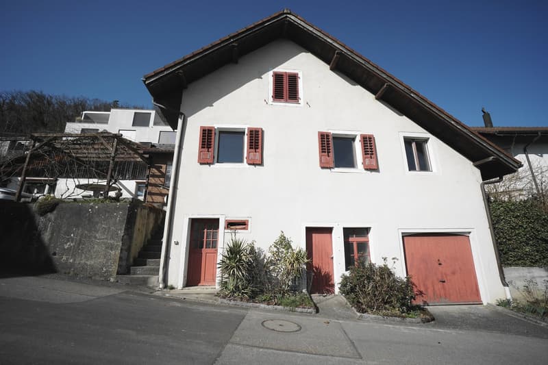 Maison unifamiliale dépendante de 4,5 pièces dans un cadre rural idyllique avec potentiel d'agrandissement et de rénovation ! (3)