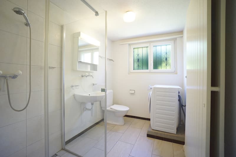 Maison de famille de 6,5 pièces confortable dans un emplacement ensoleillé avec potentiel de transformation et d'agrandissement (10)