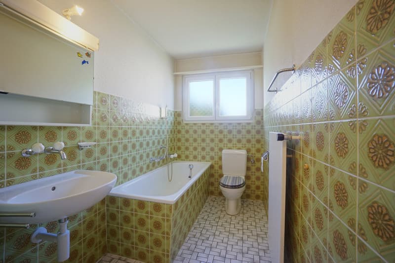 Maison de famille de 6,5 pièces confortable dans un emplacement ensoleillé avec potentiel de transformation et d'agrandissement (7)