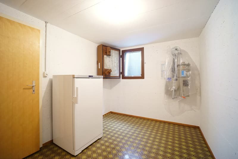 Freistehendes 5.5-Zimmer Einfamilienhaus mit vielseitigem Um- und Ausbaupotenzial (20)