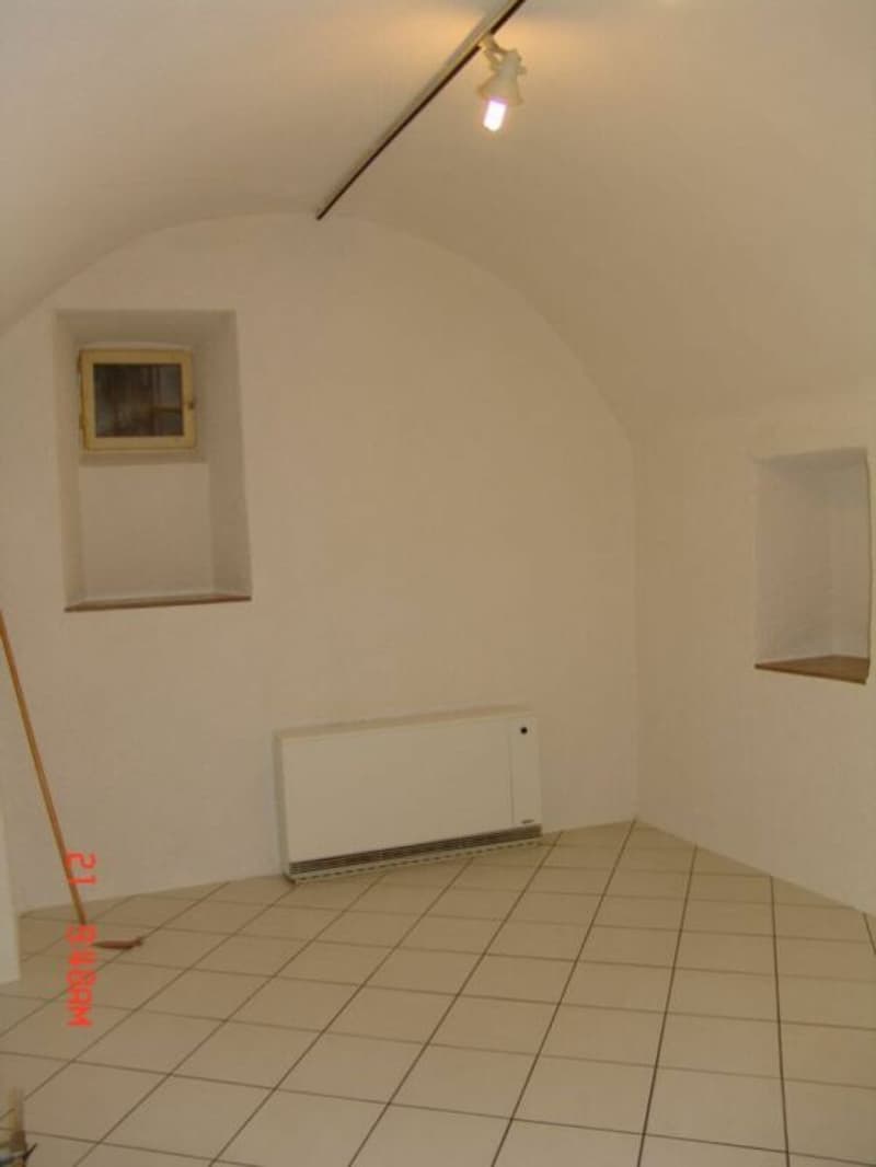 Local commercial au rez-de-chaussée (5)