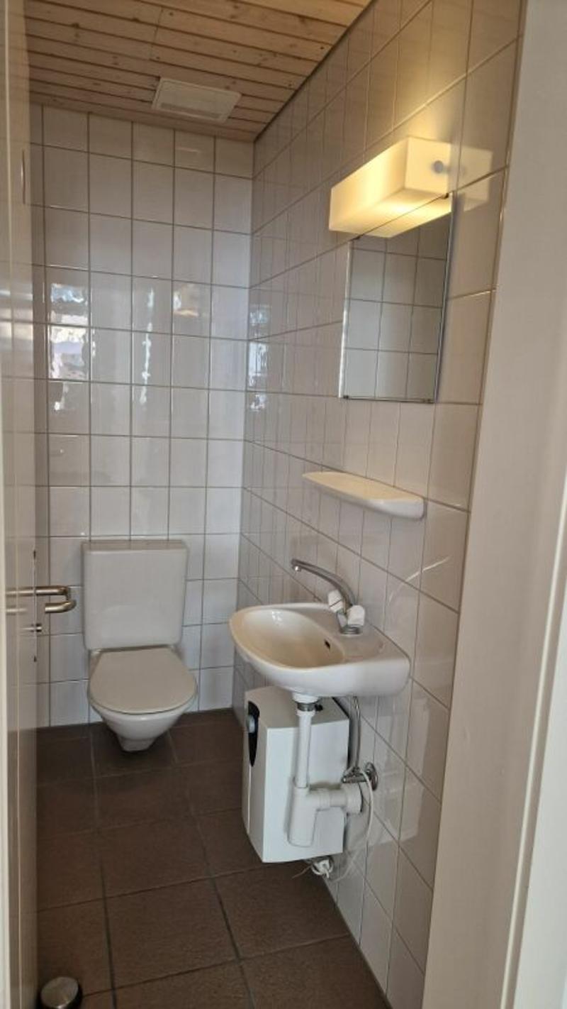 Local commercial dans un excellent emplacement (4)