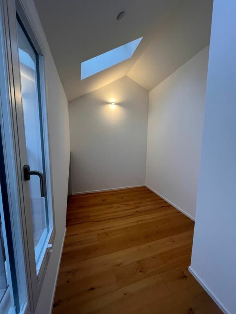 Apartment in the old town with balcony (4)