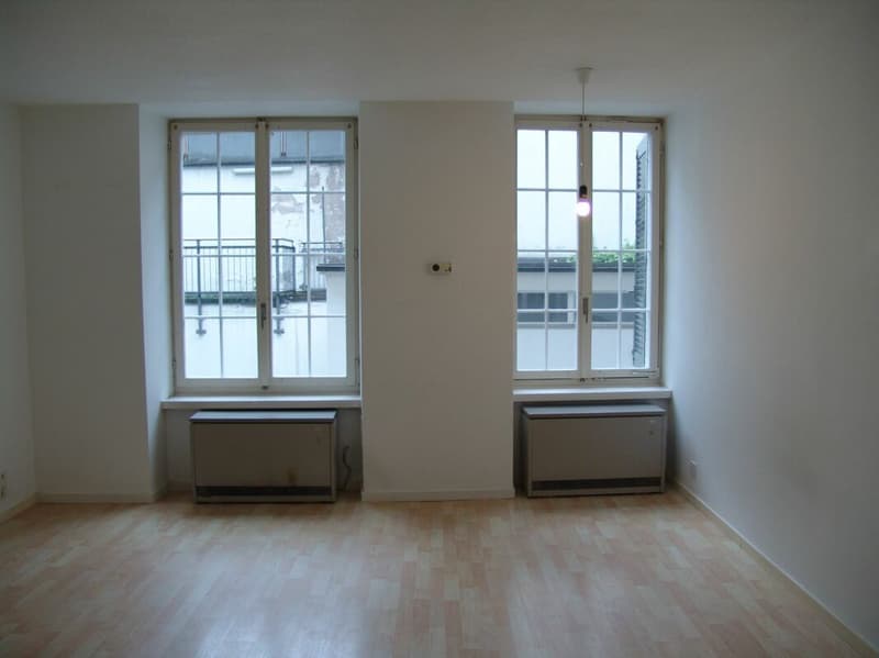 Studio apartment in the old town (1)