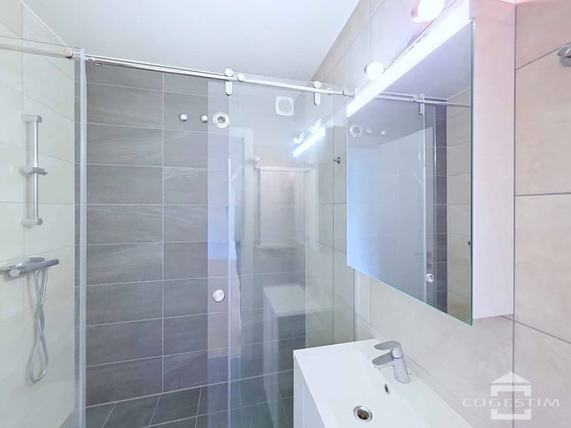 Apartment with 3.5 rooms and beautiful view of the lake (6)
