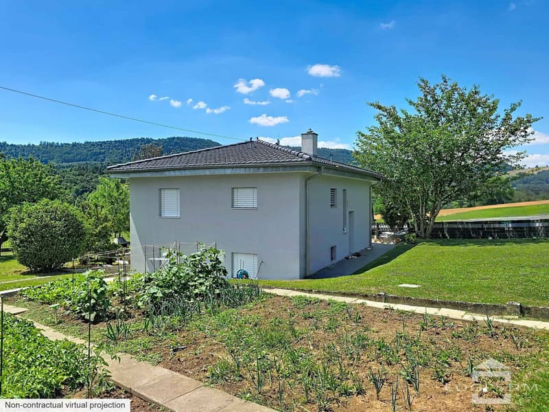Villa individuelle rénovée avec vaste parcelle et vue dégagée (12)
