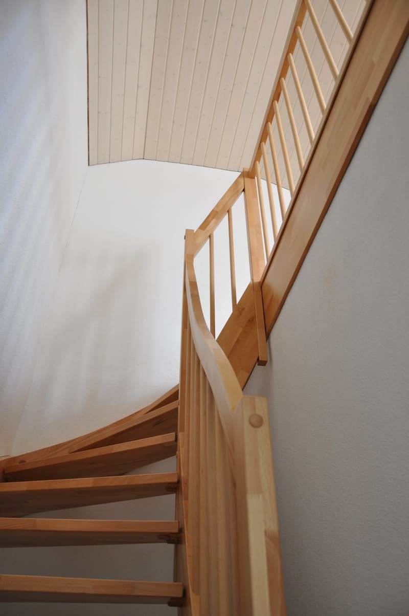 Duplex Wohnung mit edler Holztreppe