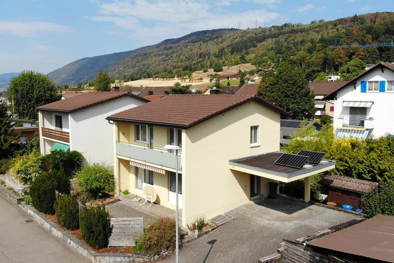Charmantes 4.5-Zimmer-Einfamilienhaus in Lengnau – sofort verfügbar! (1)