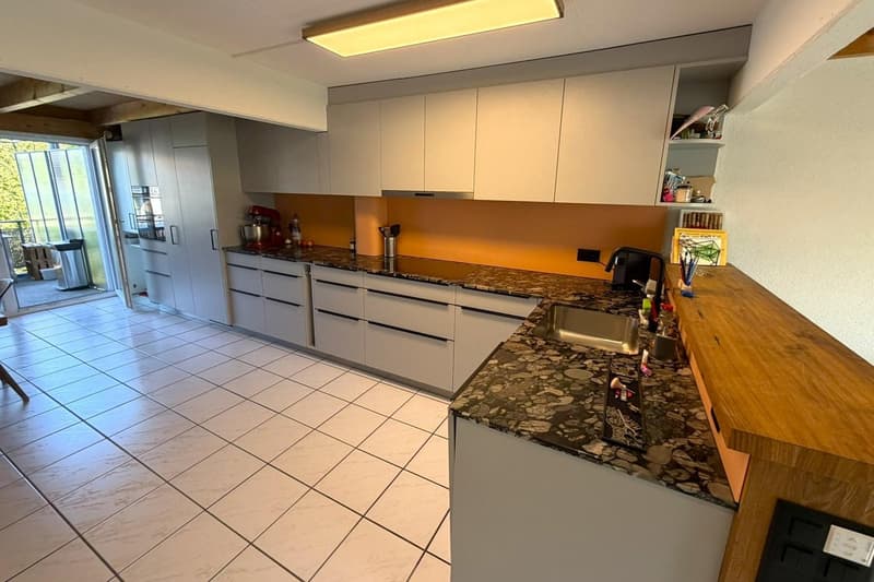 Charmantes Einfamilienhaus in ruhiger Lage in Schüpfen (5)
