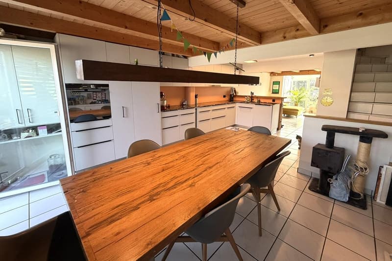 Charmantes Einfamilienhaus in ruhiger Lage in Schüpfen (4)