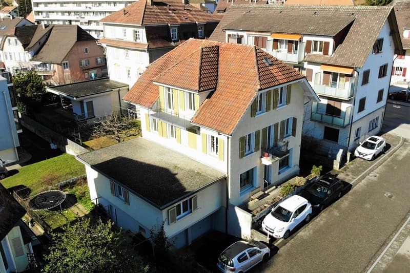 Renoviertes Mehrfamilienhaus mit 4 Einheiten und 5% Bruttorendite (17)