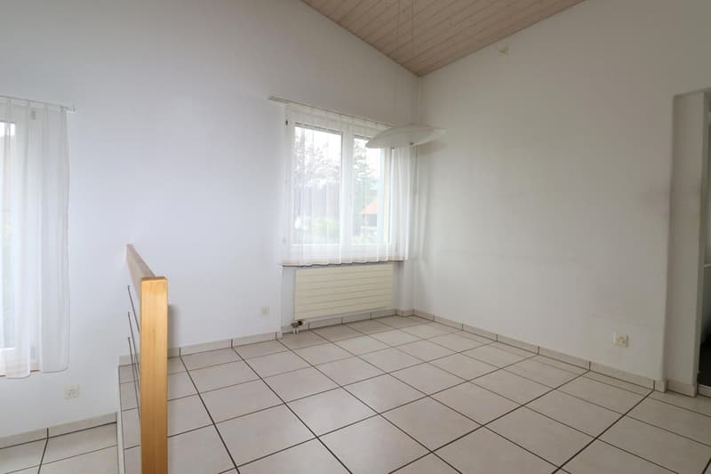 Freistehendes 4.5-Zimmer-Einfamilienhaus in ruhigem Wohnquartier (6)