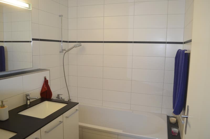 Moderne, lichtdurchflutete 3.5-Zimmer-Loft-Wohnung mit grosszügigem Balkon in Ostermundigen (7)
