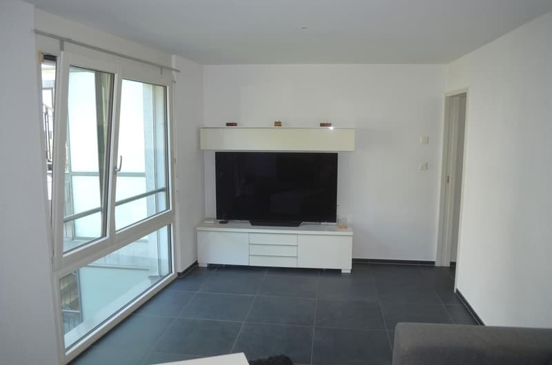Moderne, lichtdurchflutete 3.5-Zimmer-Loft-Wohnung mit grosszügigem Balkon in Ostermundigen (5)