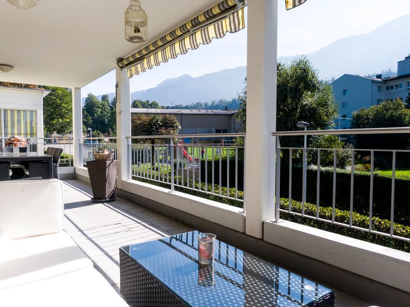 Grosszügige Terrasse