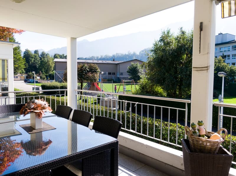Grosszügige Terrasse