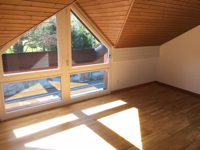 Schöne 3,5-Zimmer Wohnung mit Galerie (10)