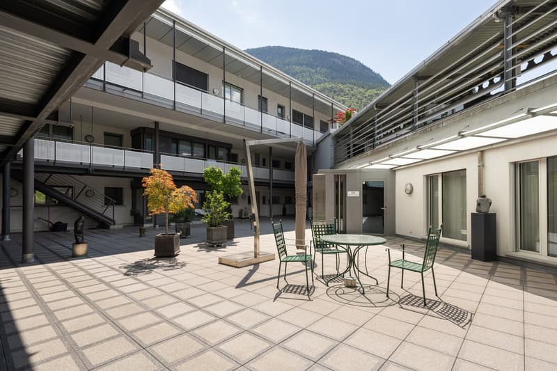 Espace de bureau spacieux de 7 pièces au 2e étage à Visp – à louer à partir de novembre 2026 (2)