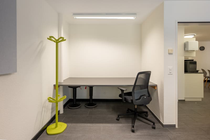 Espace de bureau spacieux de 7 pièces au 2e étage à Visp – à louer à partir de novembre 2026 (11)