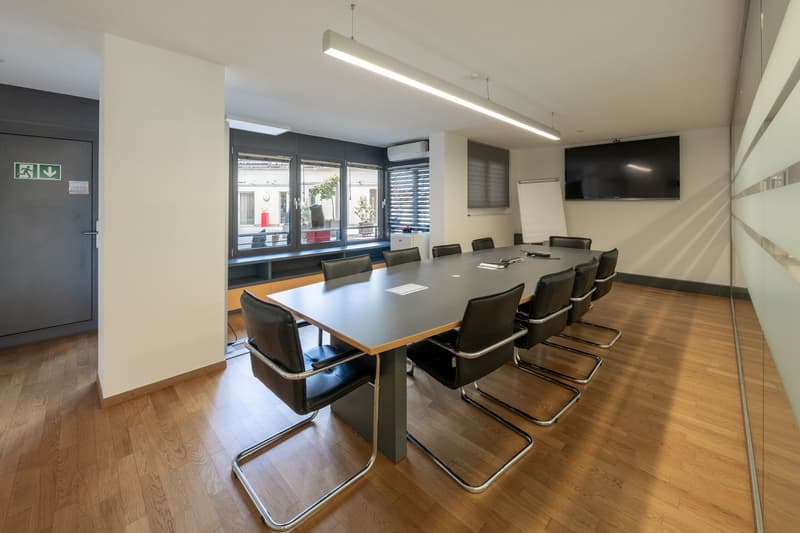 Espace de bureau spacieux de 7 pièces au 2e étage à Visp – à louer à partir de novembre 2026 (9)
