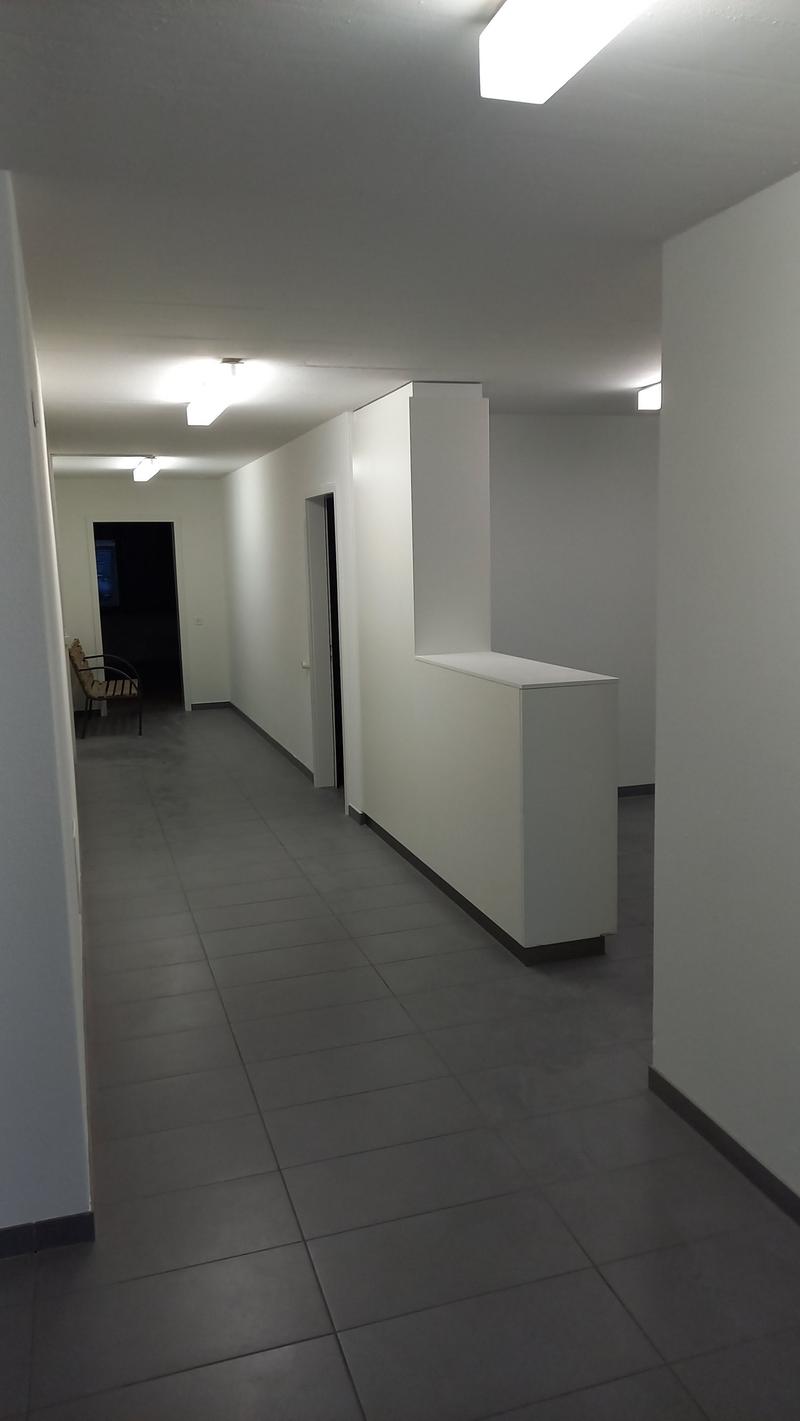 Office or practice rooms in a central location, as well as archive and storage rooms (4)