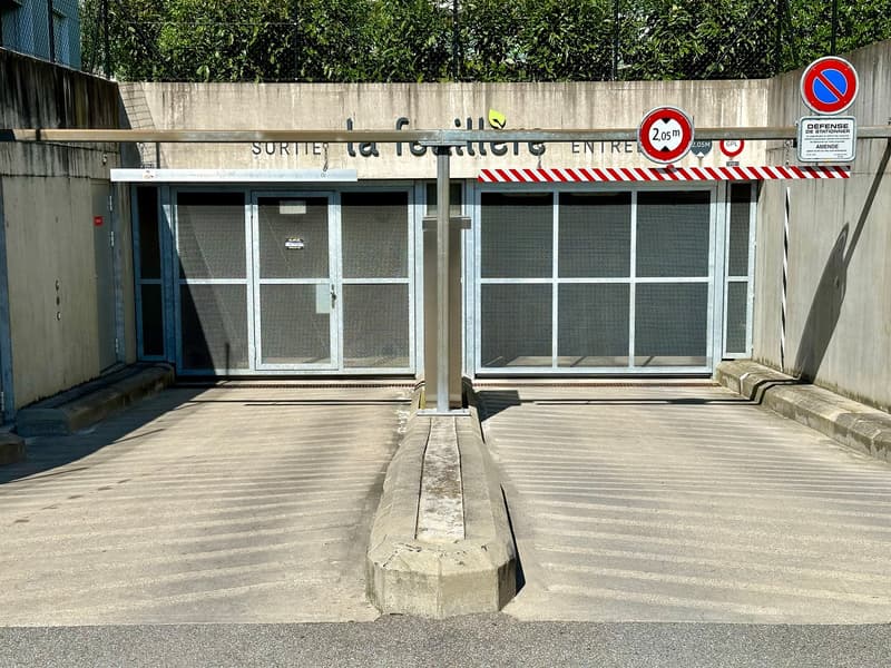 Entrée parking