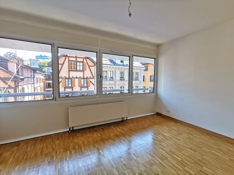 Splendido alloggio in duplex a due passi da Rive (4)