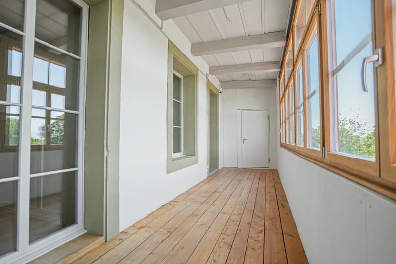 Appartement de 4,5 pièces dans un immeuble ancien au cœur d'Aarberger Stedtli ! (11)