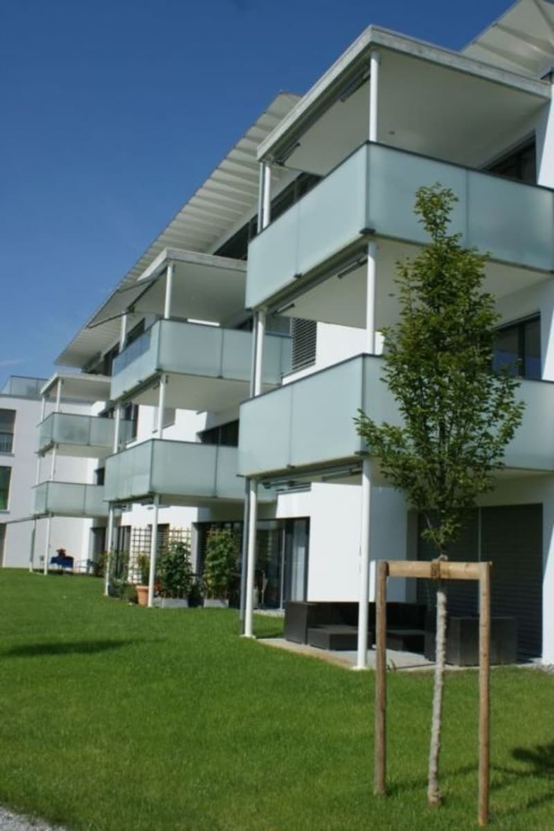 Centrally located 4.5-room apartment in Aarberg (1)