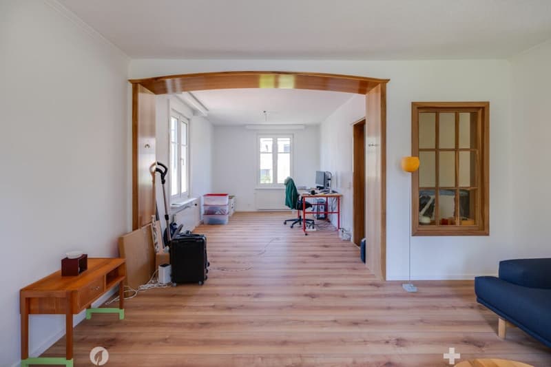 Zweifamilienhaus / Generationenhaus mit grosser Mansarde im Lindenquartier (4)