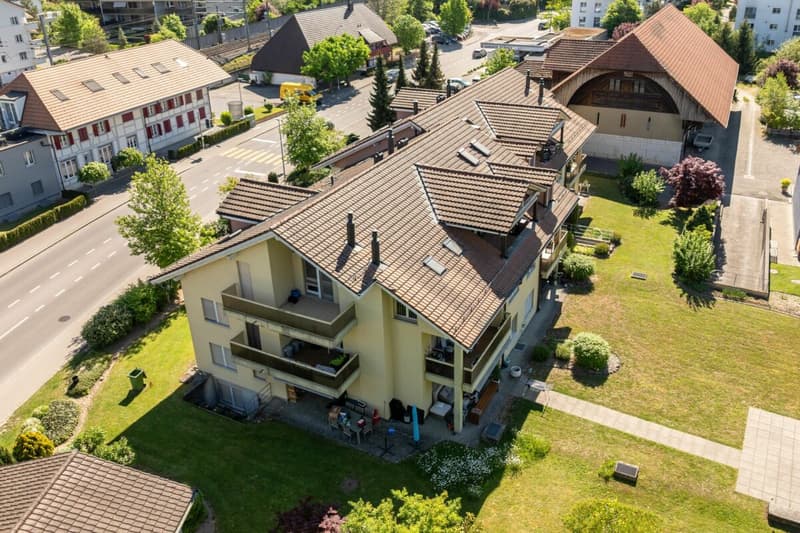 5.5-Zimmer-Wohnung in charmanten Mehrfamilienhaus direkt am Lyssbach (3)