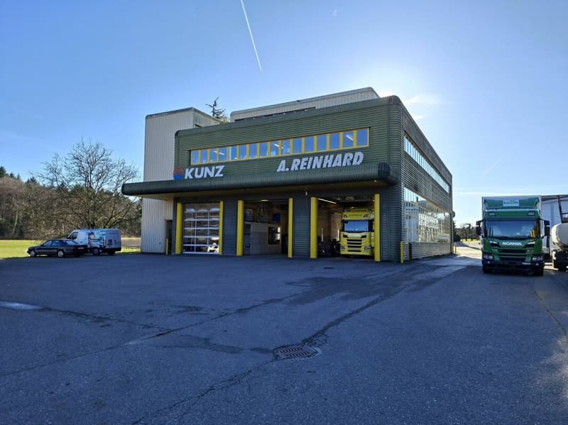 680 m² helle Geschäfts- und Bürofläche in Kallnach (1)