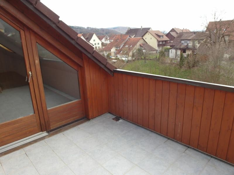 4.5-Room Attic Love with Fireplace & Panoramic View (10)