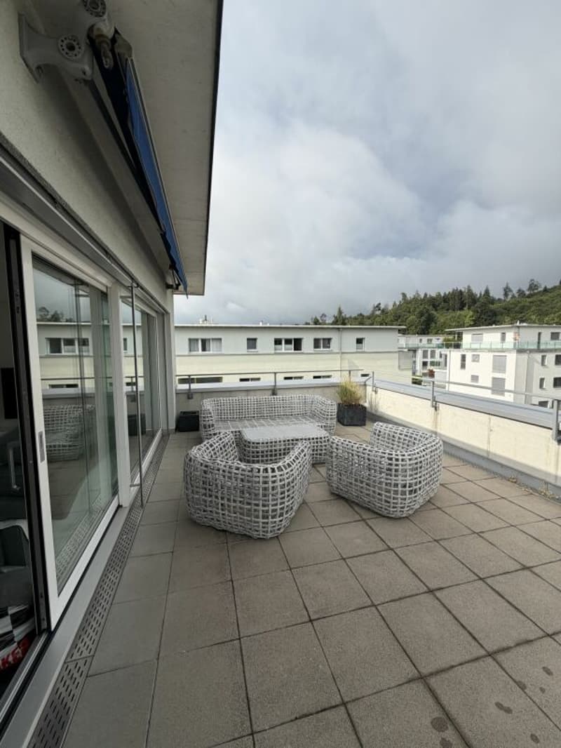 Vivi il wow - attico 4,5 locali a Hausen - vivere sopra i tetti con stile (12)