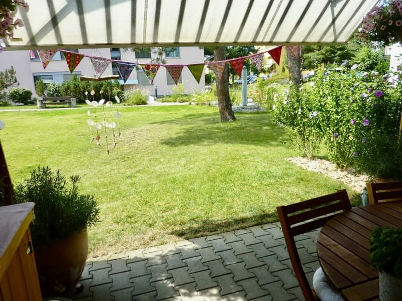 Sonnige 3.5-Zimmer-Wohnung (EG) - Wo der Alltag aufhört und das Wohnglück beginnt! (3)