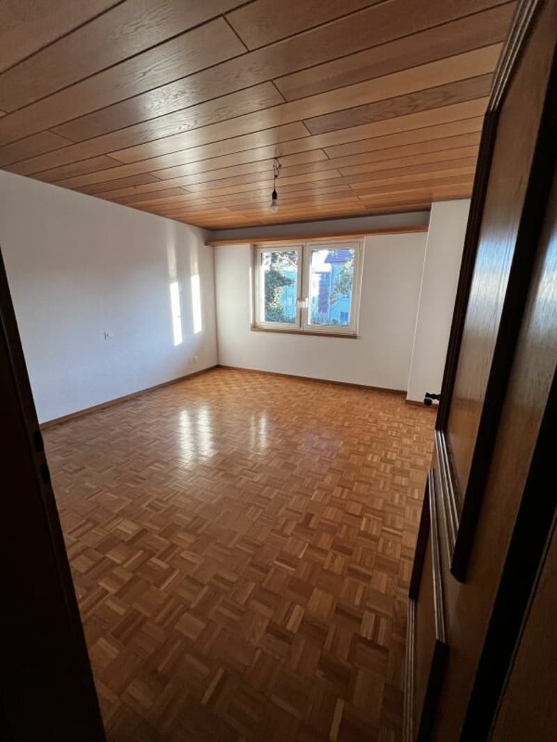 Ein Platz zum Bleiben: 4.5-Zimmer Wohnung mit Herz und Charme (8)